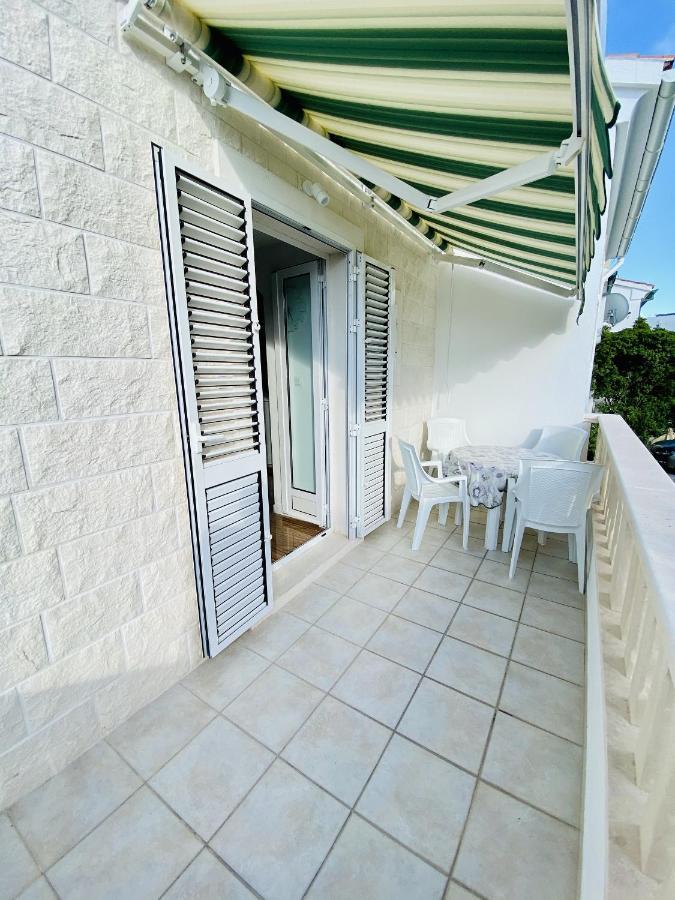 Apartments By The Sea Postira, Brac - 2928 Bagian luar foto